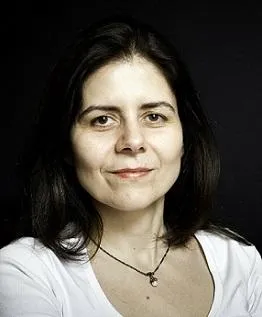 Emmanuelle M Saada